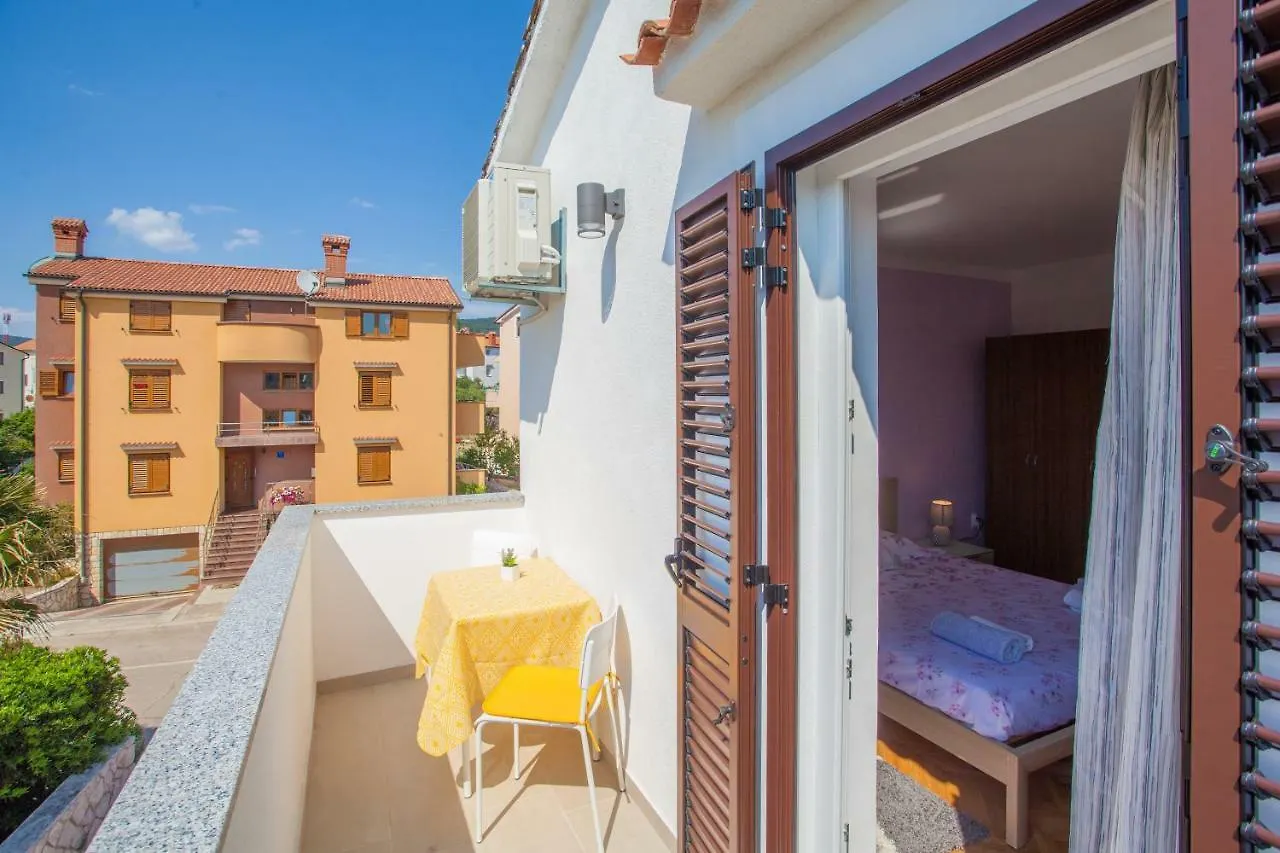 Guesthouse Maver Cres