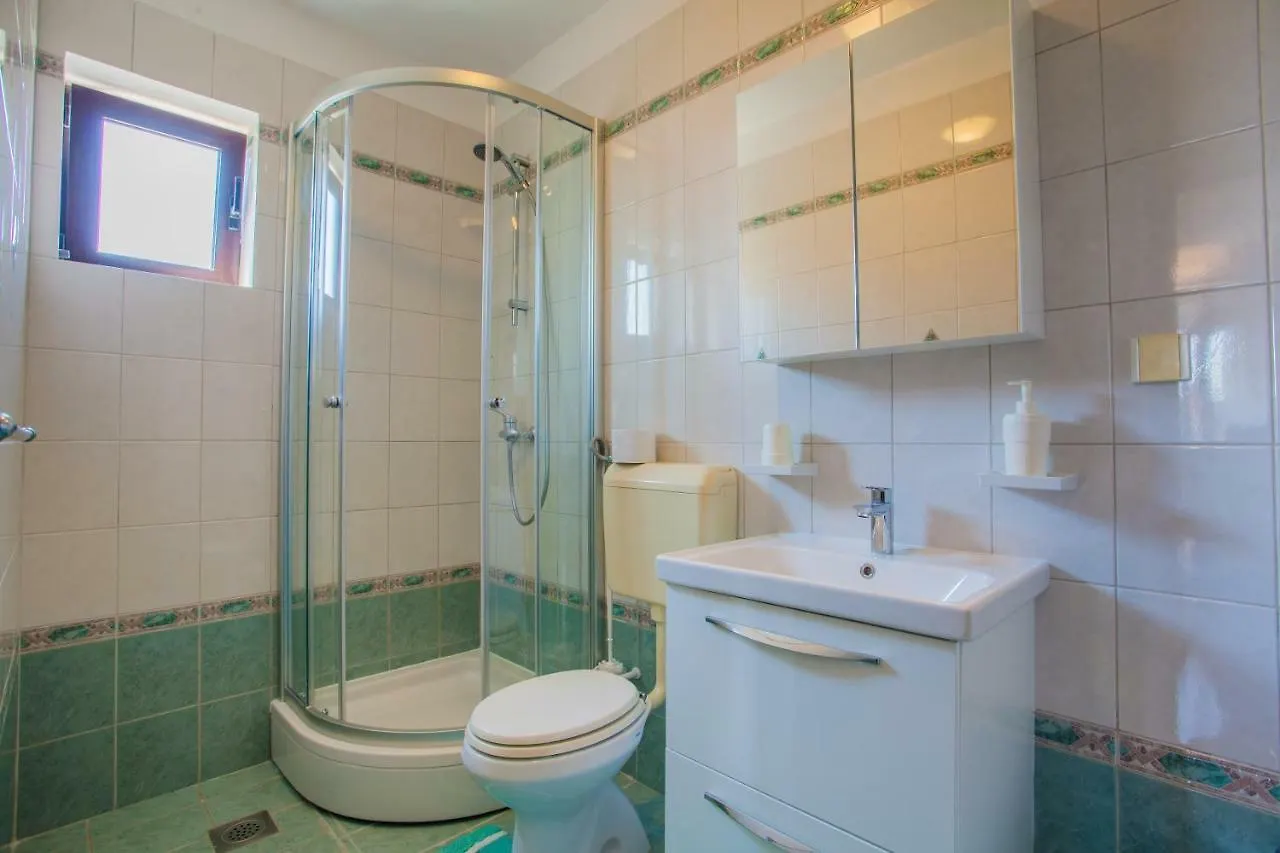 Guesthouse Maver