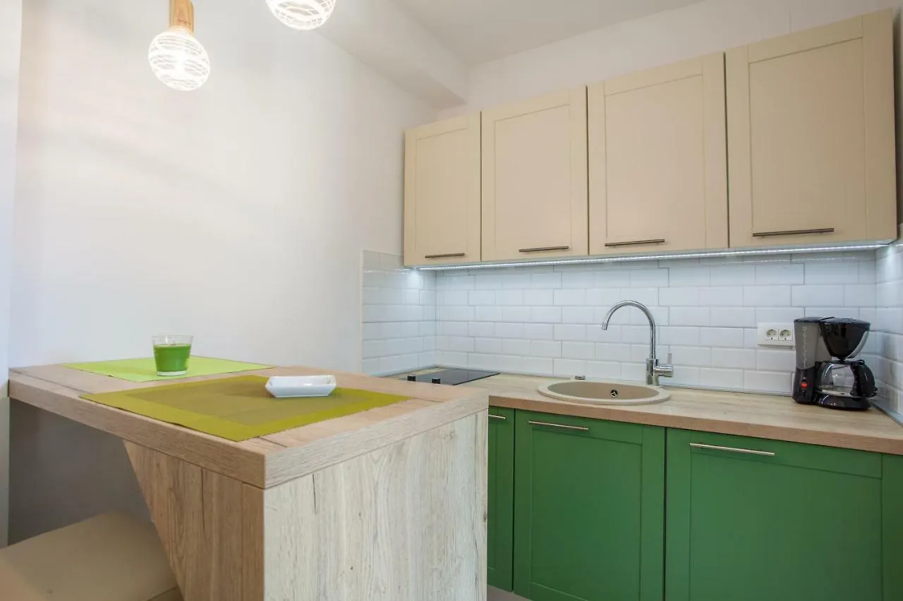 Guesthouse Maver 3*, Cres