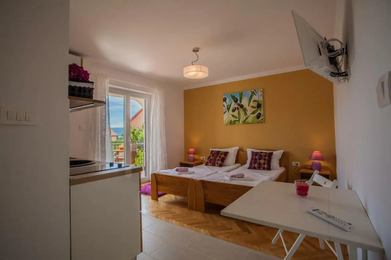 Guesthouse Maver