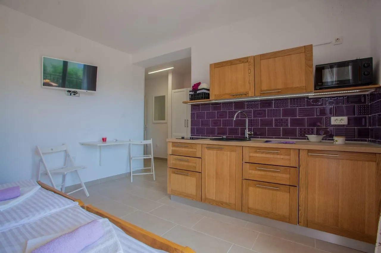 Guesthouse Maver 3*, Cres Croatia